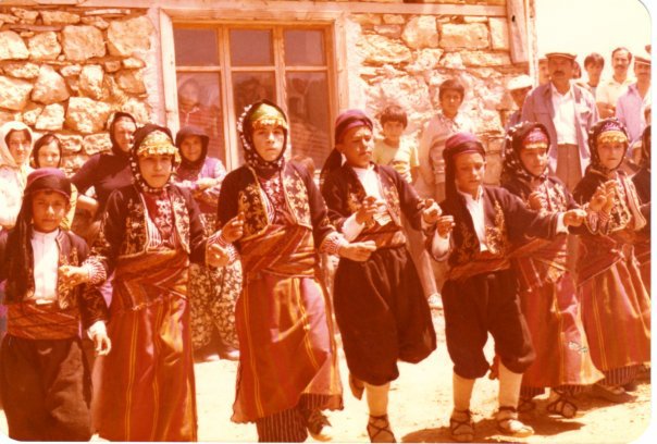 Günümüzde Burdur Halk Oyunlarına genel bir bakış.
