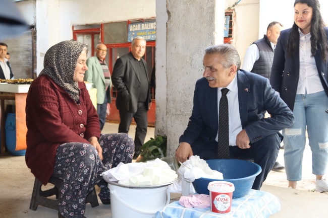 Milletvekili adayı Ünal,Gönüllere girmek için çalışıyoruz