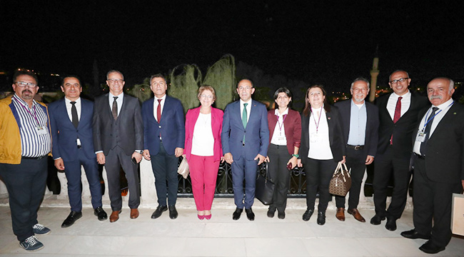 BAŞKAN ÇELİK URLA’DA VİZYON PROJESİNİ ANLATTI