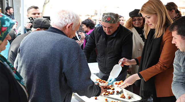 ŞEHİTLER İÇİN MEVLİD OKUTUP LOKMA HAYRI YAPTI