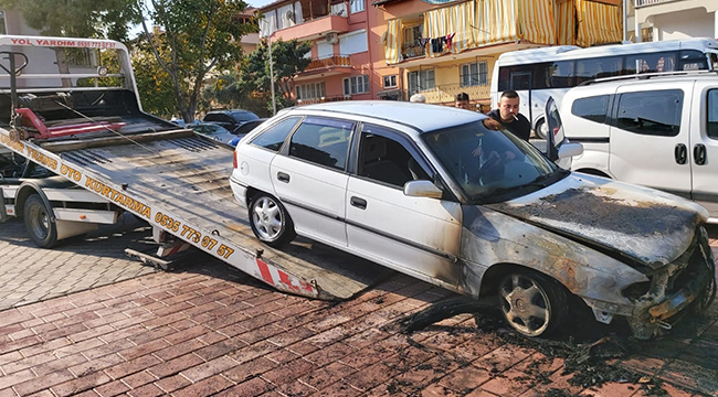 Parktan 10 dakika sonra yanmaya başladı