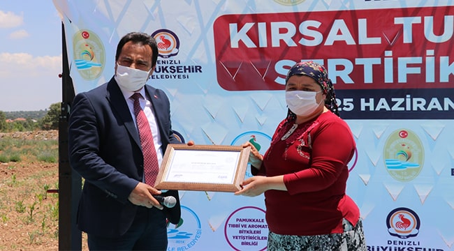 Pamukkale lavanta bahçeleriyle de turizmin gözdesi olmayı hedefliyor