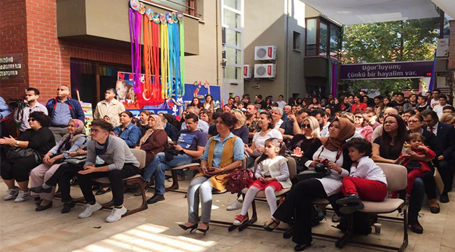 Denizli Uğur Okulları'nda, Cumhuriyet coşkusu...