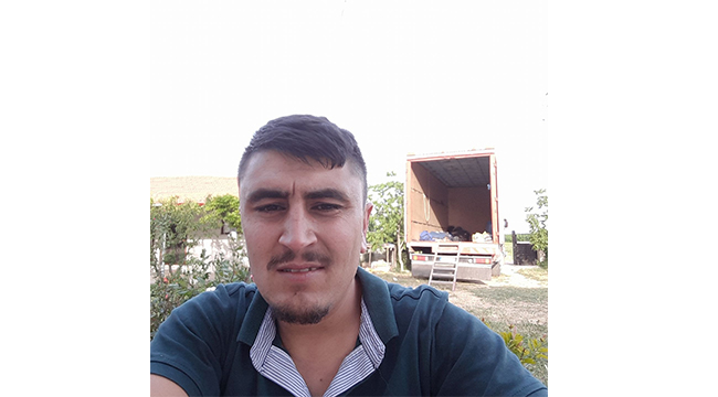 Ev eşyası taşıyacaktı, yüksek gerilim hattına dokundu