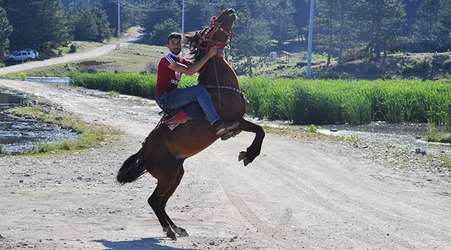 Doğa, kamp ve karavan turizminin gözde mekanı oldu