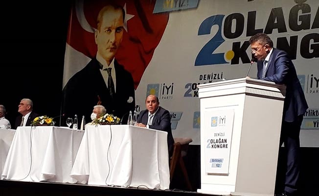 Raziye Akışık 16 Oy Farkla İl Başkanı Oldu