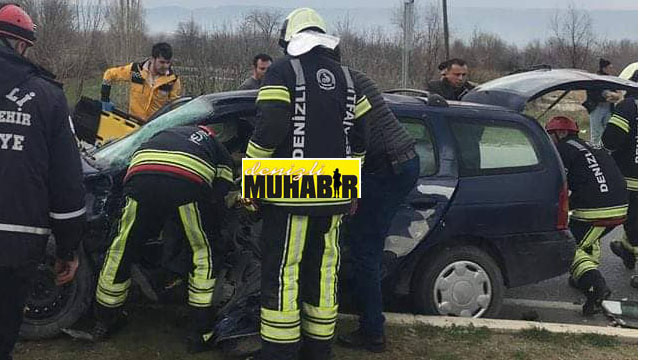 Öğrenci servisi ile otomobil çarpıştı