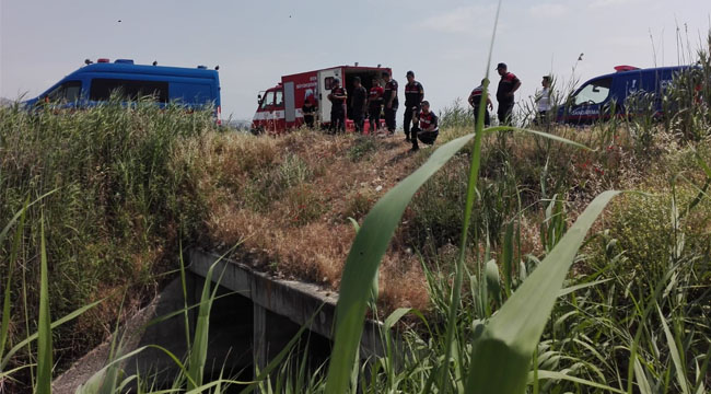 Yol kenarında erkek cesedi bulundu