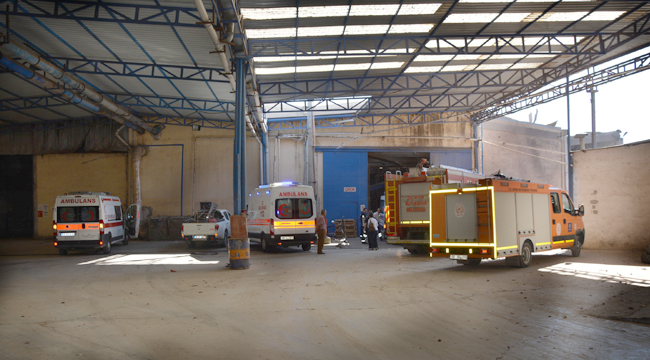 FABRİKADA PATLAMA: 1 ÖLÜ 3 YARALI