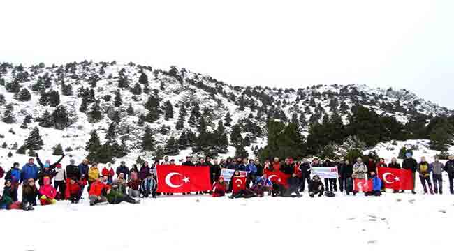 Doğa tutkunları ‘kar’a yürüdü