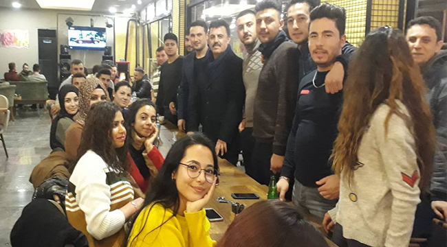 HAMDİ CİN, AK GENÇLERLE BULUŞTU