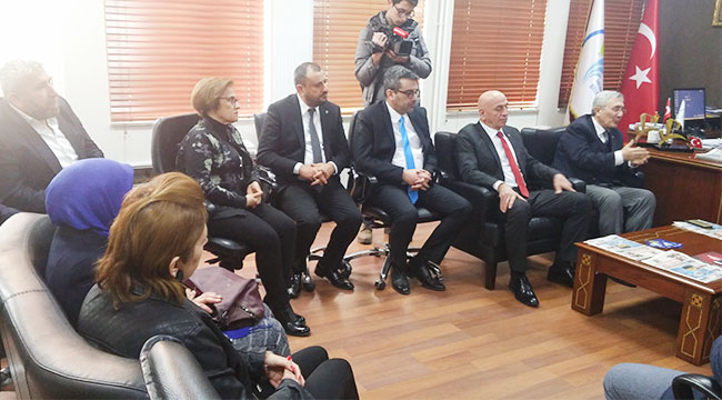 "AKP'Lİ, MHP'Lİ ADAY YOK, SADECE İTTİFAK ADAYI VAR"