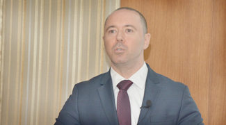 ÜNLÜ EKONOMİSTLER RİSK YÖNETİMİ VE KORUNMAYI ANLATTI