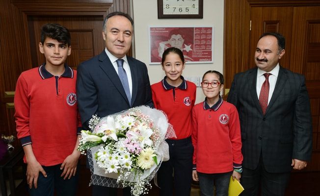 23 Nisan Valisinden Garnizon Komutanı ve Emniyet Müdürüne dikkat çeken talimatlar