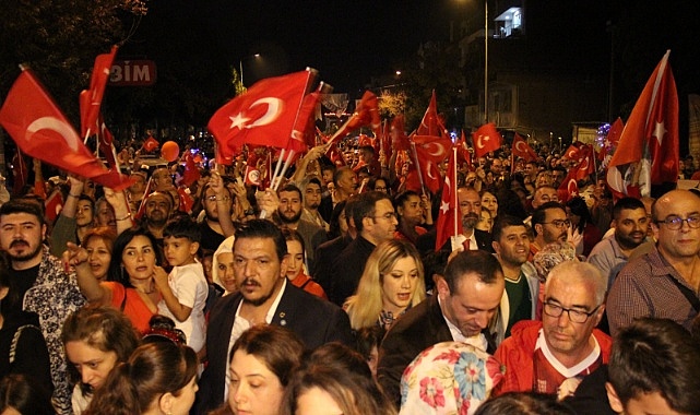 BURAK COŞKUN'UN OBJEKTİFİNDEN CUMHURİYET