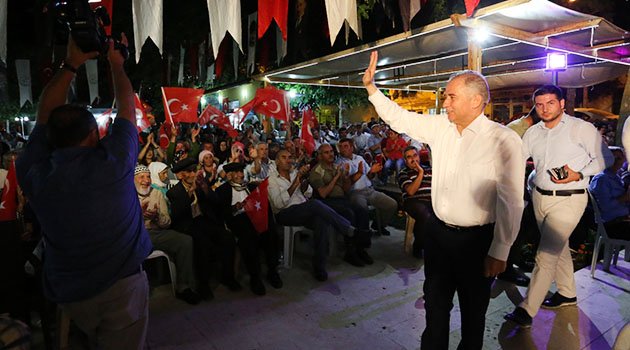 15 Temmuz demokrasi şehitleri unutulmayacak