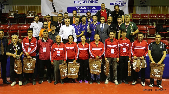 Büyükşehir'de masa tenisi turnuvası heyecanı