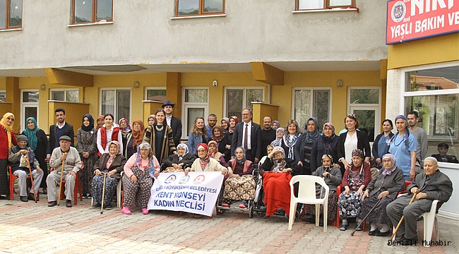 Kent Konseyi'nden yaşlılara vefa ziyareti