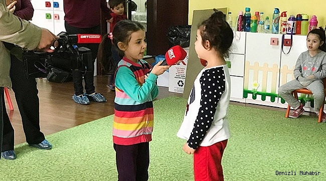 Minikler kamerayı çok sevdi