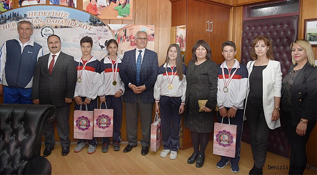  Oğuz Şampiyonları Kabul Etti