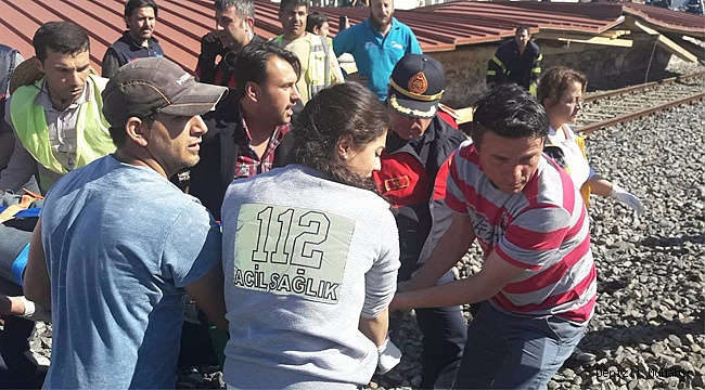 Söke'da tarihi hangar çöktü: 1 yaralı