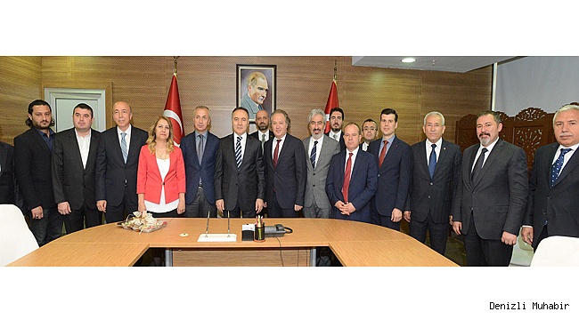 Vali Altıparmak, Turizmcileri ağırladı