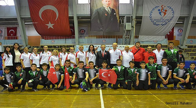 19 MAYIS COŞKUYLA KUTLANDI