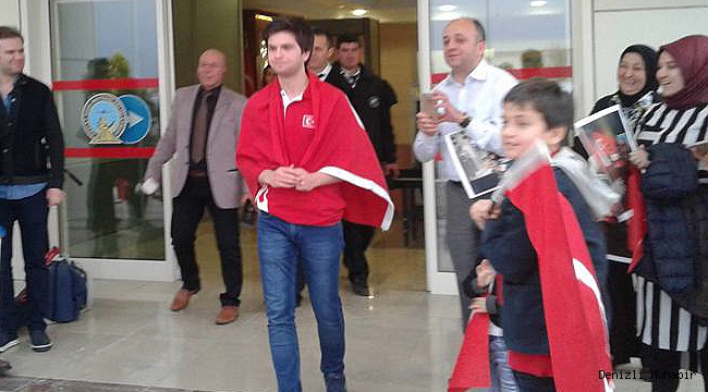 BATUHAN ROMANYA’DAN MADALYA İLE DÖNDÜ
