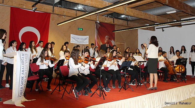 ABALIOĞLU VAKFI, GENÇLİK KONSERİ DÜZENLEDİ