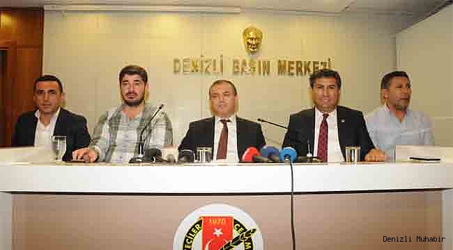 HOROZ’DA ÜSTEK ADAYLIĞINI AÇIKLADI