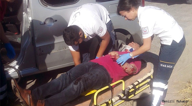 Hafif ticari araç süt kamyonuna çarptı: 1 ağır yaralı