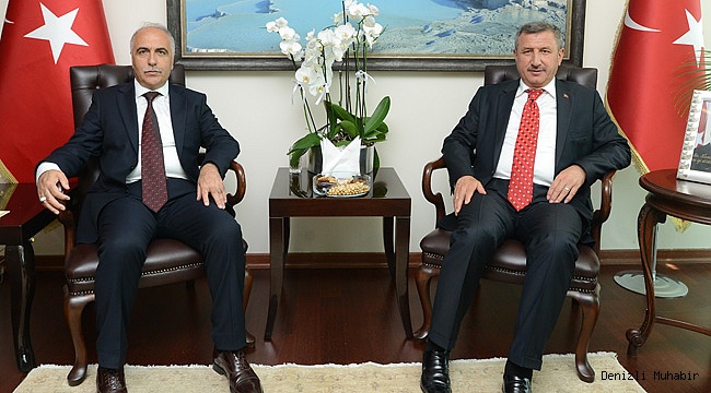 BURDUR VALİSİ  YILMAZ,  VALİ KARAHAN'I ZİYARET ETTİ