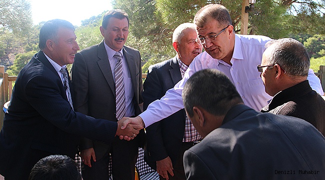 ÇİVRİL’DE DİN GÖREVLİLERİ YEMEKTE BİR ARAYA GELDİ