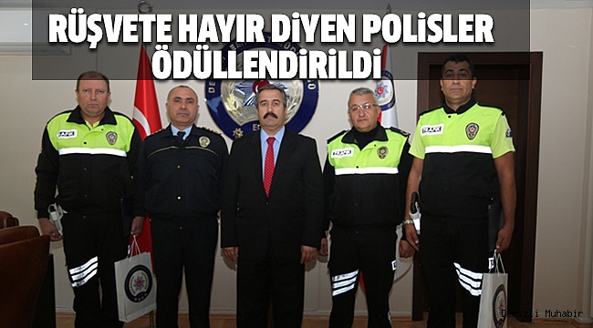 DENİZLİ EMNİYETİ BAŞARILI PERSONELİNİ ÖDÜLLENDİRDİ