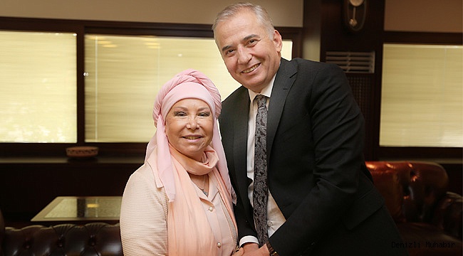 Ünlü sanatçı Bedia Akartürk’ten Başkan Zolan’a ziyaret