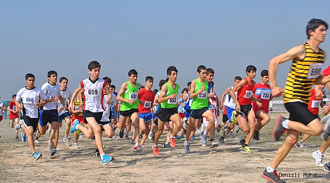 ATLETLER PAMUKKALE’DE KOŞTU