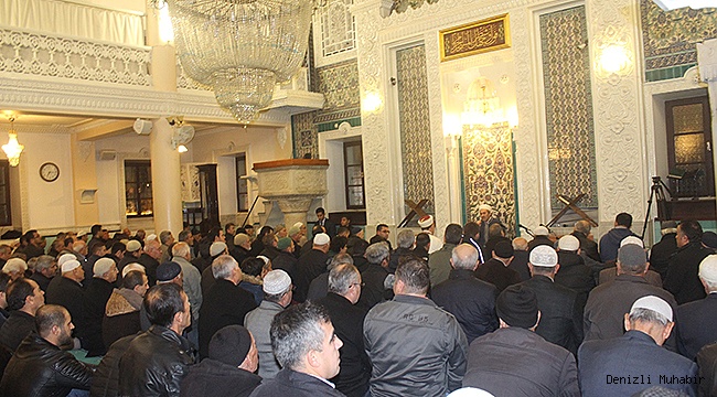 DENİZLİ’DE CAMİLER DOLDU TAŞTI