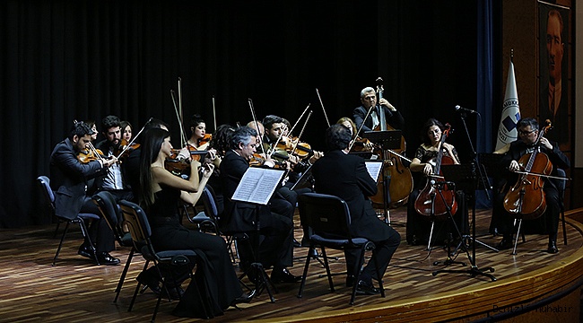 PAÜ AKADEMİK ODA ORKESTRASI’NDAN YENİ YIL KONSERİ