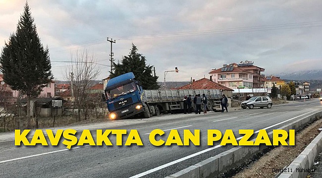 Kontrolsüz kavşakta tır ile otomobil çarpıştı: 2 yaralı