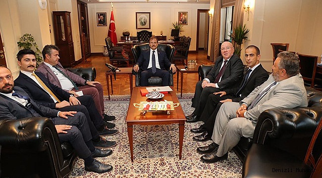 TGK HEYETİ, ÇAVUŞOĞLU’NA BASININ SORUNLARINI ANLATTI