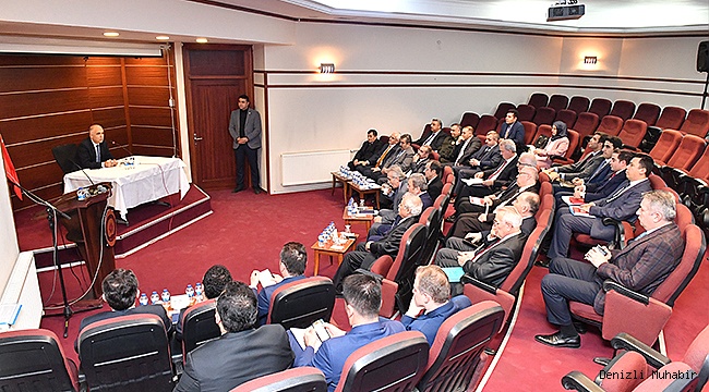VALİ KARAHAN KAYMAKAMLARLA BİRARAYA GELDİ