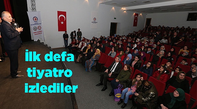 İlk defa tiyatro izlediler
