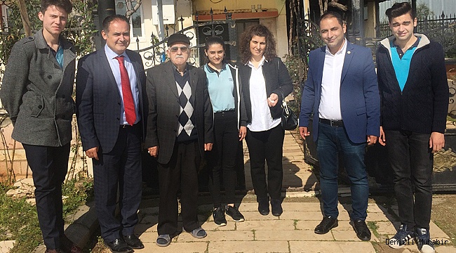 Lise öğrencileri yaşlı vatandaşları telefon dolandırıcılığına karşı uyardı