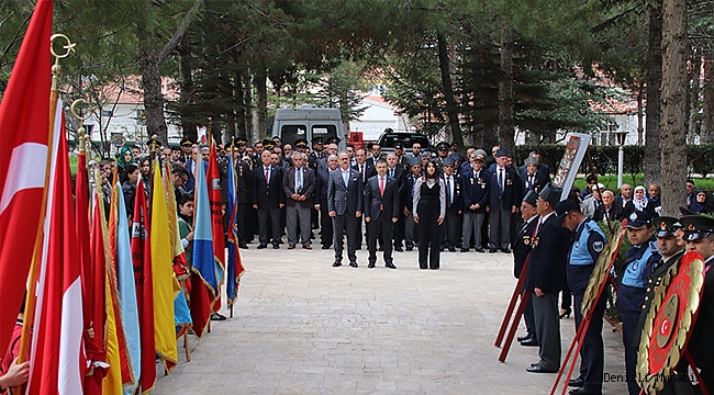 TAVAS'TA ÇANAKKALE ZAFERİ BÖYLE KUTLANDI