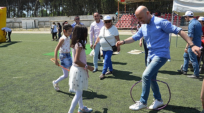 BAŞKAN ÖZBAŞ, ÇOCUKLARIN COŞKUSUNA ORTAK OLDU