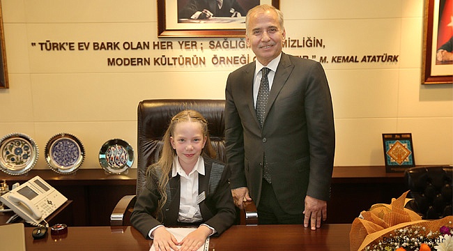 Başkan Zolan, koltuğunu 4. sınıf öğrencisine devretti