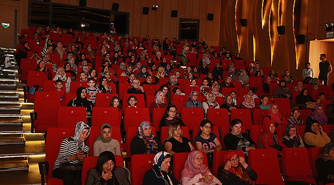 KADINLAR SİNEMA İLE TANIŞTI