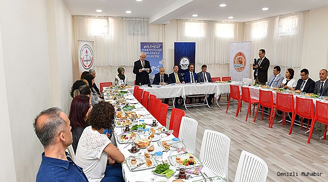 KARAHAN TEKNOLOJİ BAĞIMLILIĞI TOPLANTISINA KATILDI
