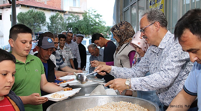 BU SOFRADA HERKES BİR