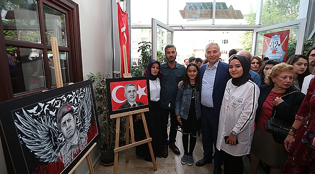 GENÇ DENİZLİ ÜYELERİ ESERLERİNİ SERGİLEDİ